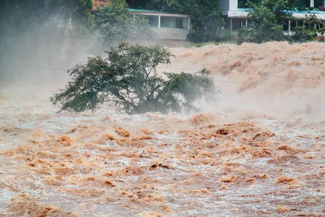 雷達(dá)水位計(jì)在暴雨監(jiān)測(cè)中的關(guān)鍵作用
